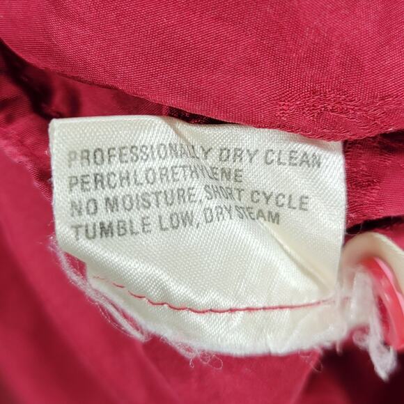 Vintage Royal Silk Womens Shirt 8 Red Button Down Embroidered Floral - Picture 9 of 12